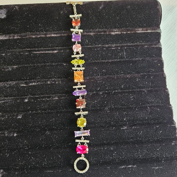 Park Lane "Center Stage" NWOT Earrings Bracelet Necklace Bundle-Item #590 - Picture 4 of 5